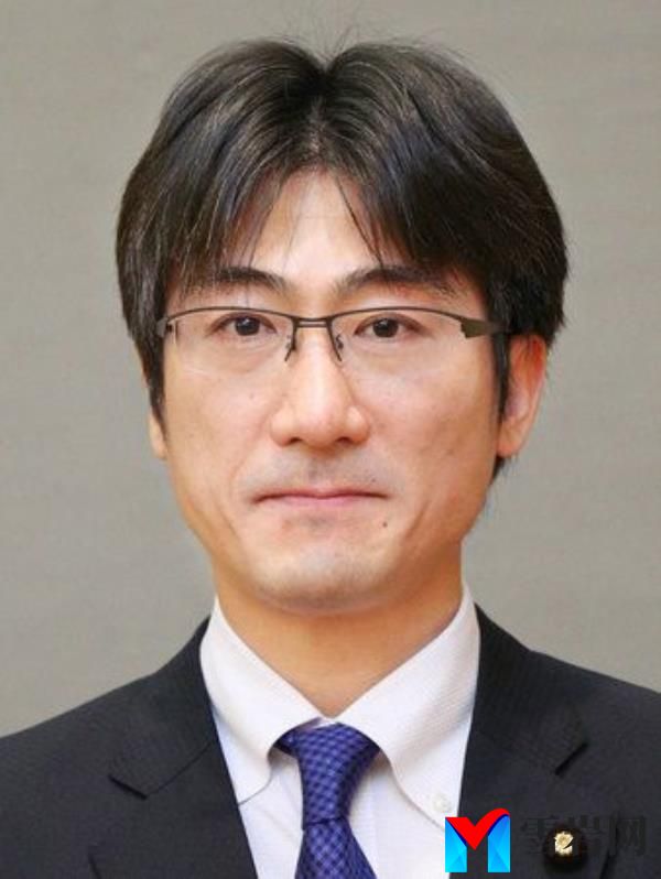 日本历届首相通常赠送礼券：国会议员