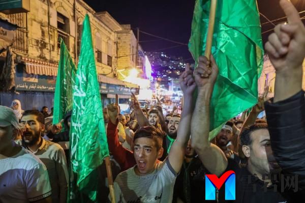 媒体毫无疑问地模仿哈马斯的谎言——犹太人也因此遭殃