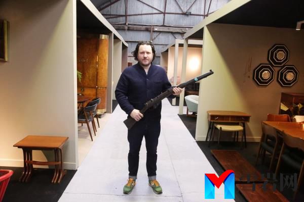 来自爱尔兰电影主持人的道具将被拍卖
