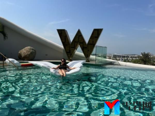 A more predictable end to an intrepid - and unexpected -few days in Dubai