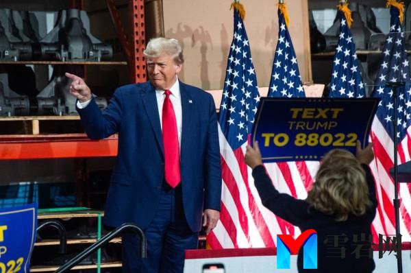 Do<em></em>nald Trump