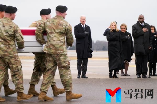 U.S. President Joe Biden, first lady Jill Biden, and Secretary of Defense Lloyd J. Austin III attend the dignified transfer of the remains of the three U.S. service members.</p><p>　　