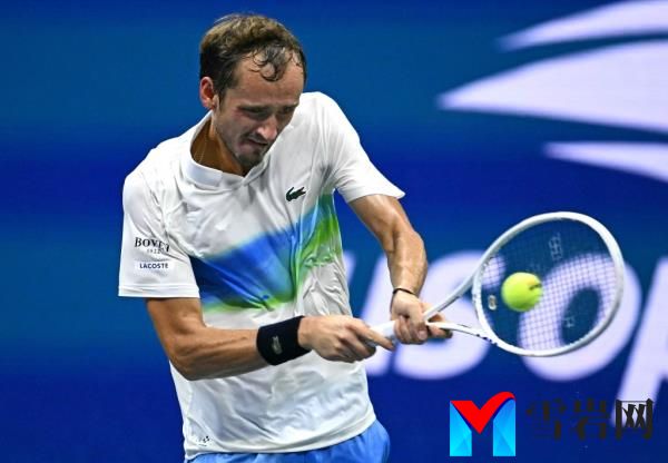 Daniil Medvedev hits a backhand during his third-round victory at the U.S. Open on Aug. 31, 2024.